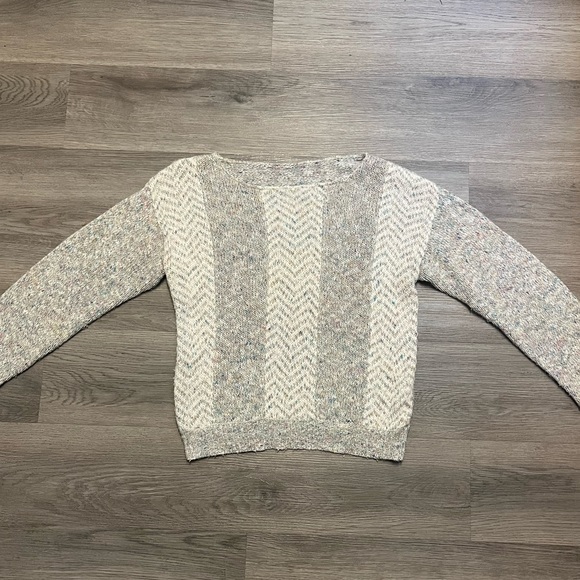 Knit Grey Sweater - Picture 2 of 3